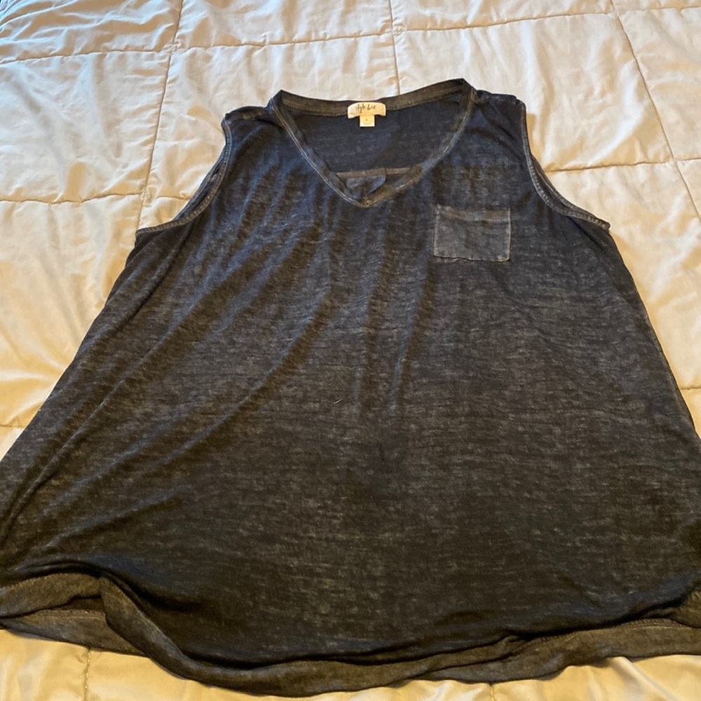 Style & Co v-neck tank